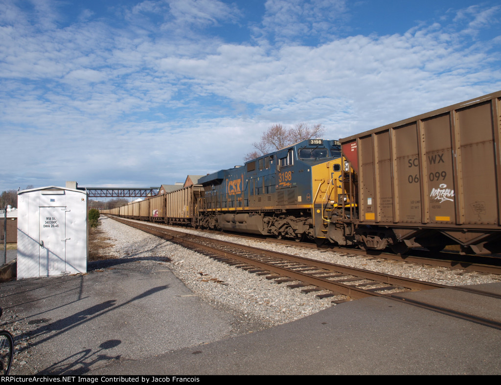 CSX 3198